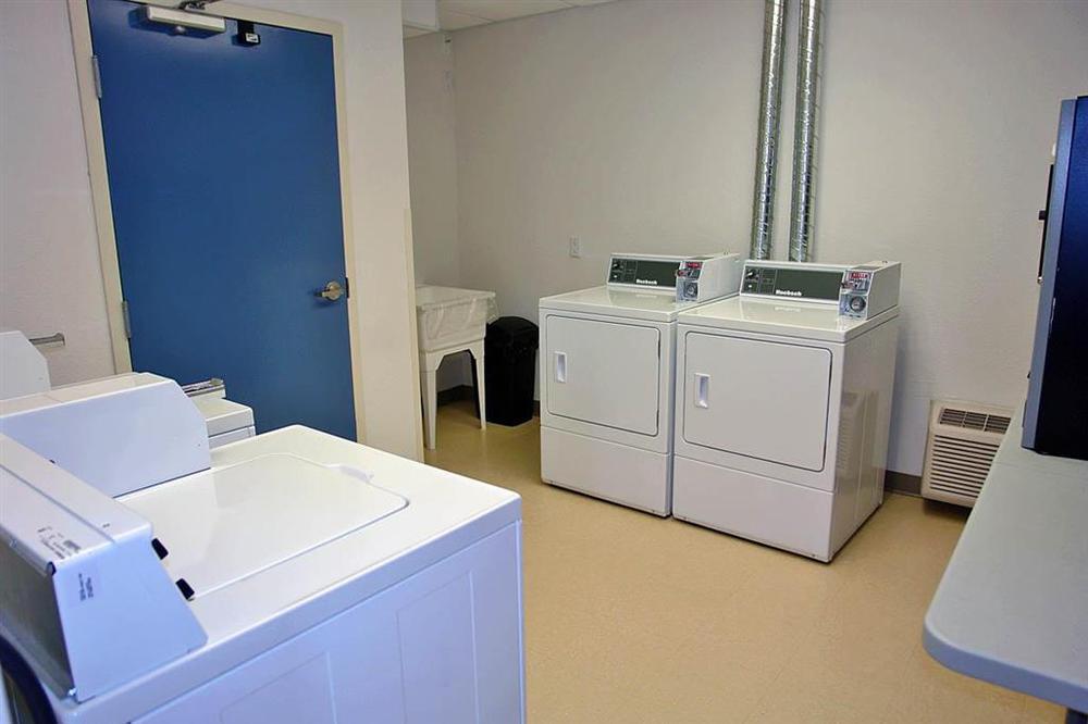 Days By Wyndham Hotel Stony Plain